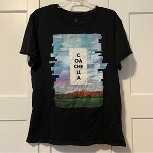Coachella Festival Black with blue sky & mountains Tee Shirt large